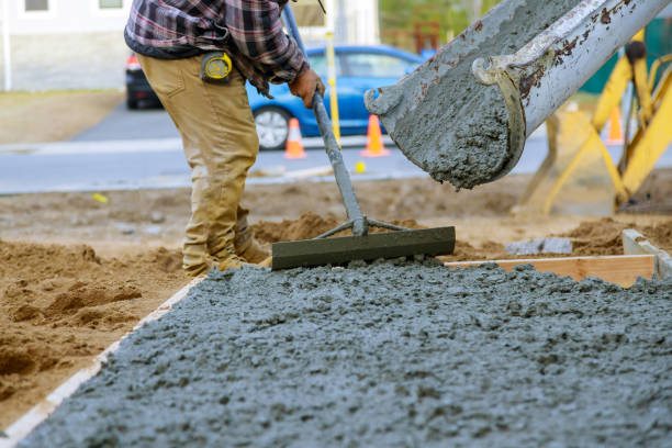 Best Affordable Concrete Contractor  in Parma Heights, OH