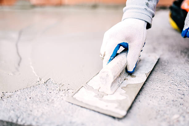 Best Concrete Sidewalk Installation  in Parma Heights, OH